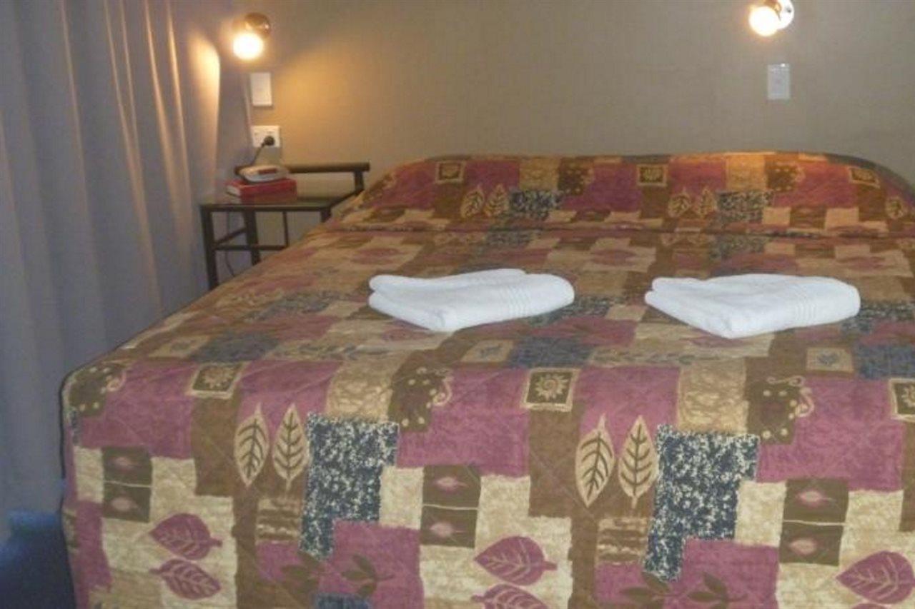 Mid City Motor Inn Mackay Eksteriør billede